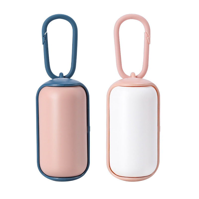 Dispensador Portátil de Bolsas para Desechos de Mascotas – Ideal para Gatos y Perros